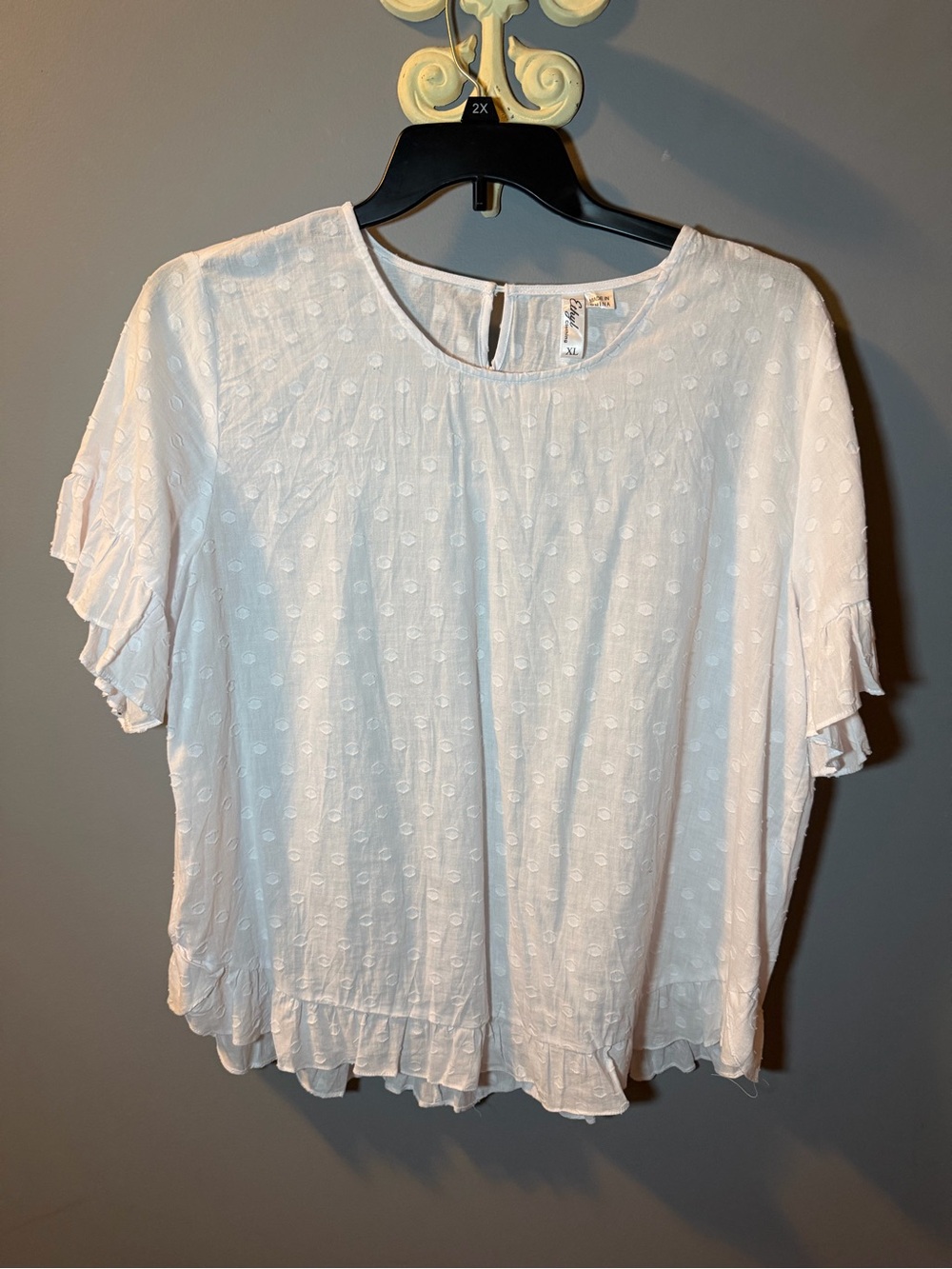 Boutique Brand - Ethyl Women’s White Swiss Dot Ruffle Sleeve Blouse